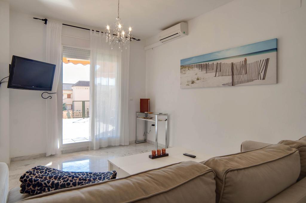 Apartamento Alta Loma With Bbq, Sea Views, Pool, Wifi Sleeps 6 Apartment Fuengirola Exterior photo